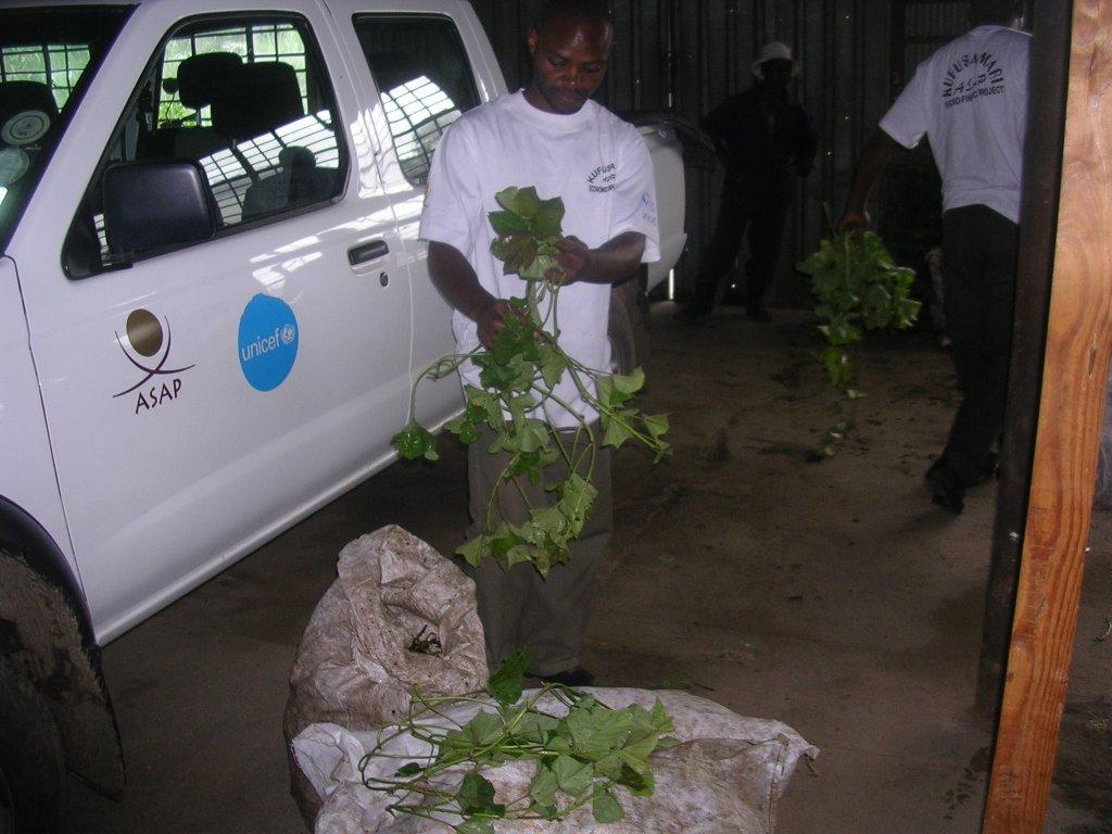 ASAP's David Nyakatowa prepares for rural delivery