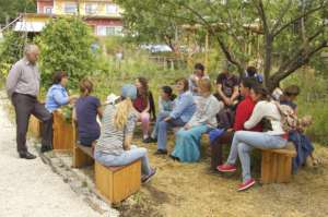 Organic gardening - a sustainable social business