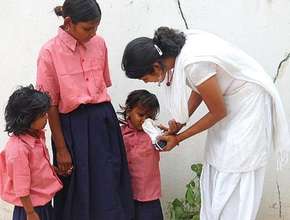 Sunita with children at Rescue Junction