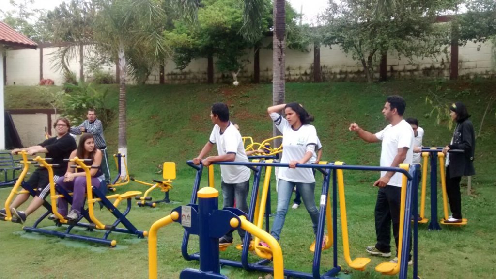 Gym - Prof Fabiano and students 1