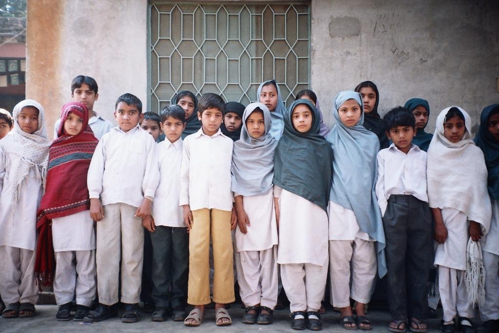 Providing new clothes for Eid to 1350 poor kids