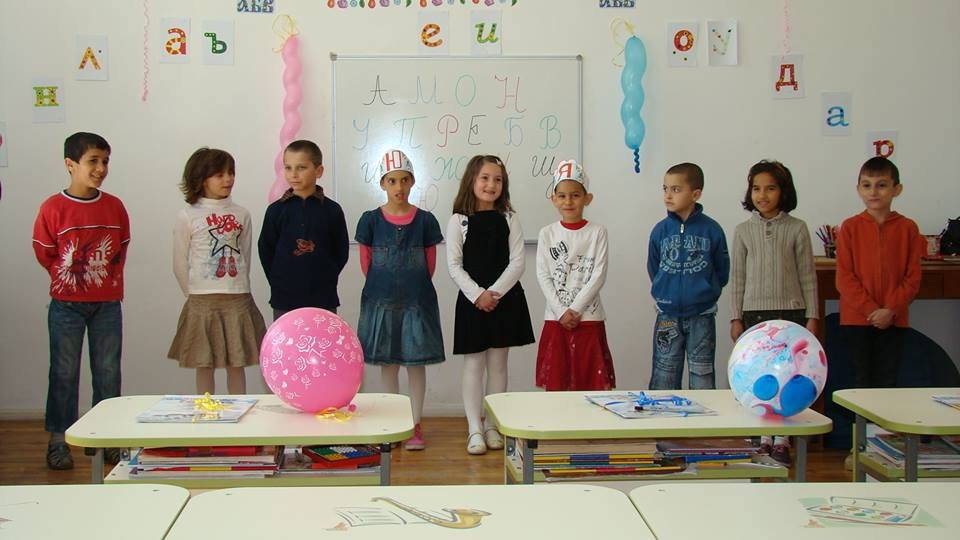 Help children at risk develop their talents.