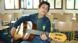 Veselin is a great singer and guitar player!