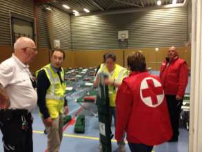 setting up emergency shelters in Amsterdam