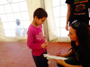 OUR VOLUNTEERS IN KID & FAMILY ENGLISH CLASS