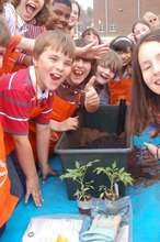 US students talk with Indian students about garden