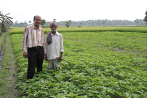 Joe with AMS farmer, West Bengal