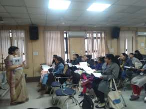 Dr.Sangeeta Rani taking the session