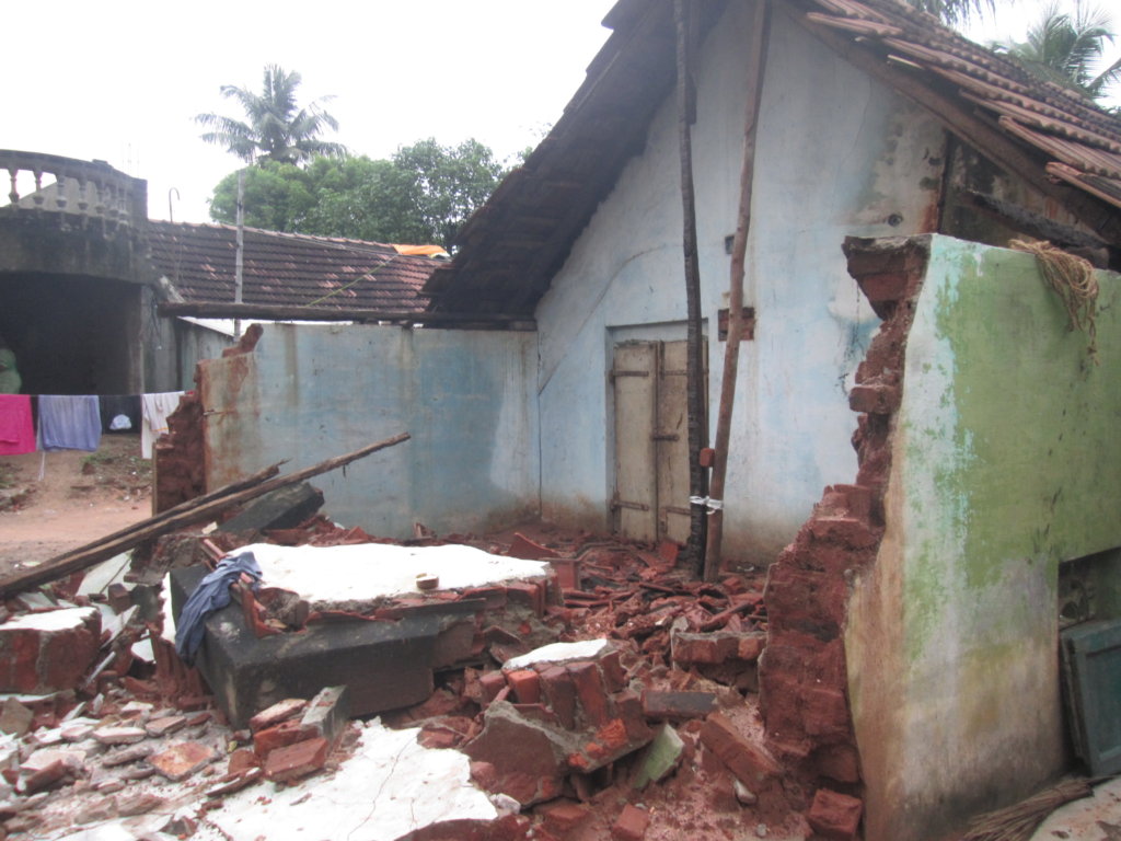 Emergency flood relief for villages in Tamil Nadu