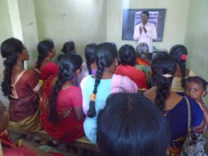 TRAINING TO VOLUNTEERS