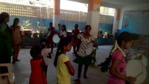 Street play & folk dance training
