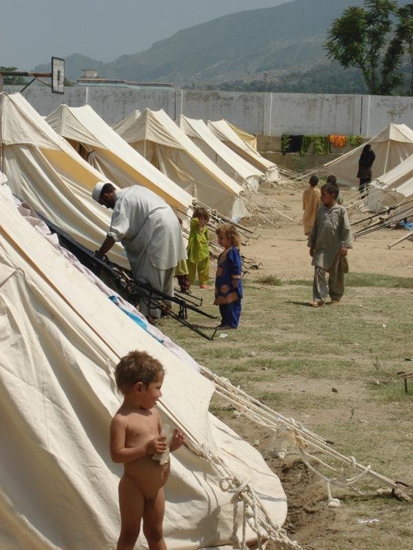 Helping 6,000 Displaced Pakistan Families