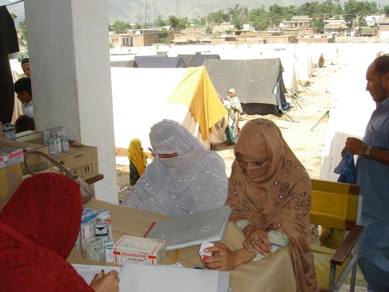 Helping 6,000 Displaced Pakistan Families