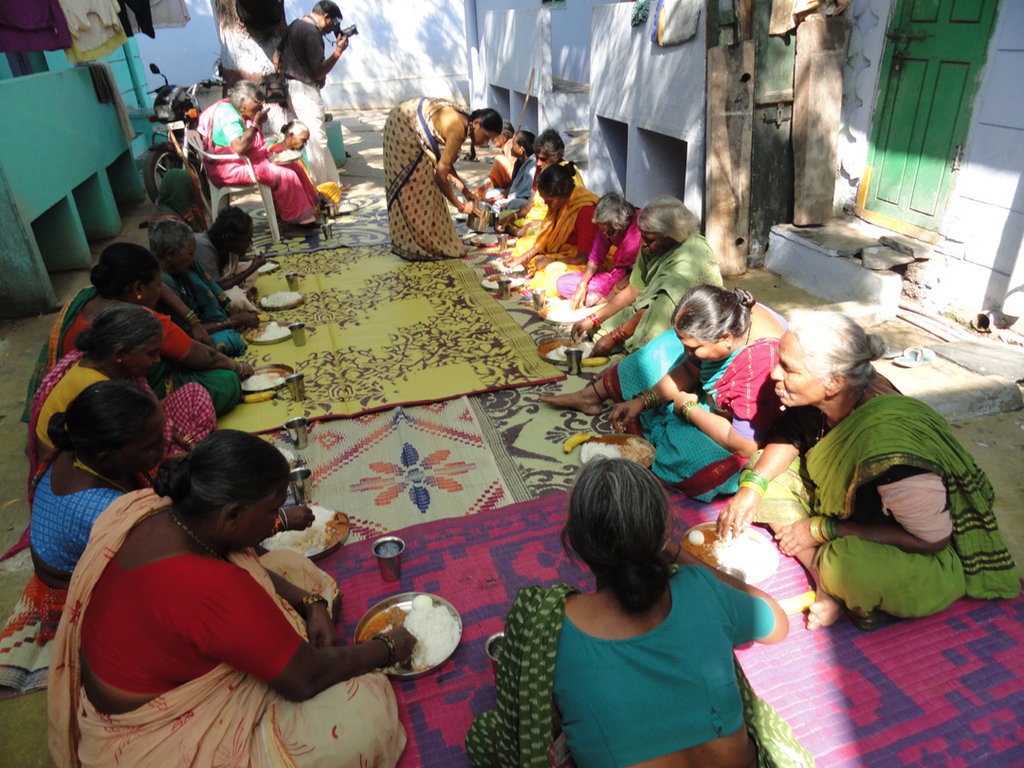 Sponsor Hot Meals for Destitute Elders in India