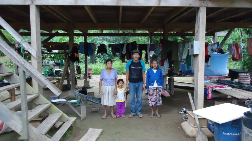 Safe Drinking water for 850 School Kids (Bolivia)