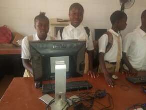 Kamakwie Computer Lab Students