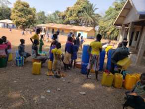Families in Kamawornie Village helping