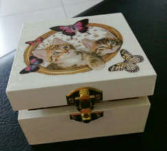Hand made box by the mothers