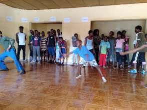 MindLeaps Guinea Dance Class
