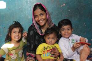 Mehwish is overjoyed to be with her children