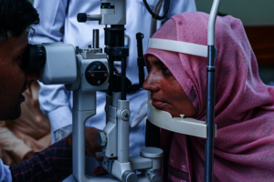 Reshma's eyes being examined