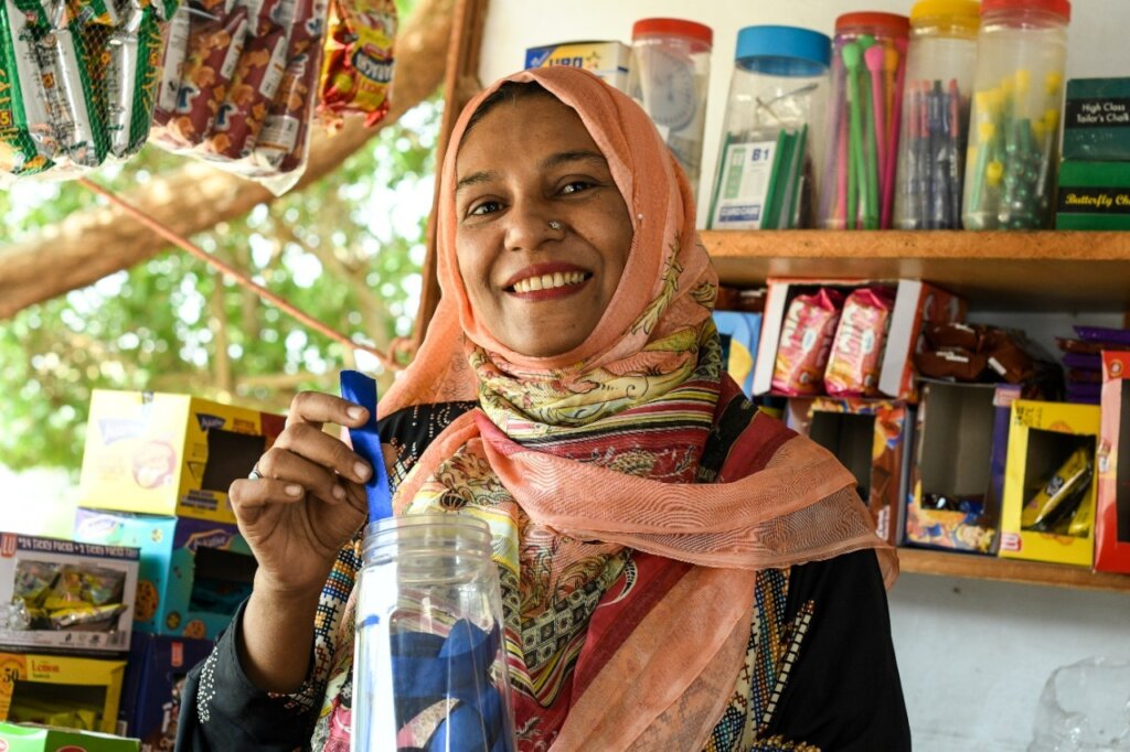 Restore sight for 1,500 women in Pakistan.