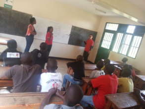 learning in Class with volunteers from IYF