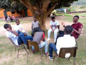 Kids in grous with mentors