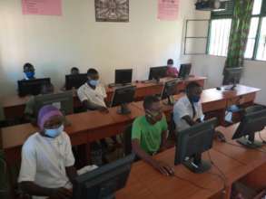 KIDS in Computer lab