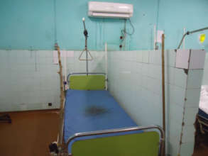 Bed in a public hospital in Mali