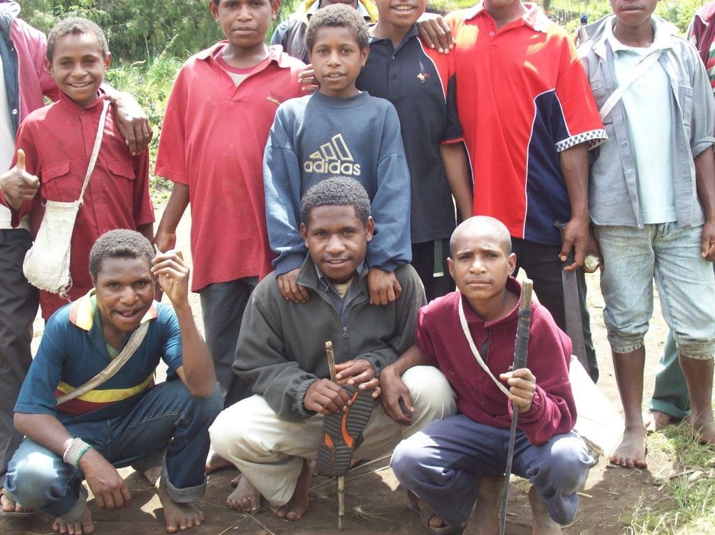 Papua New Guinea Children in traditional Welcome a