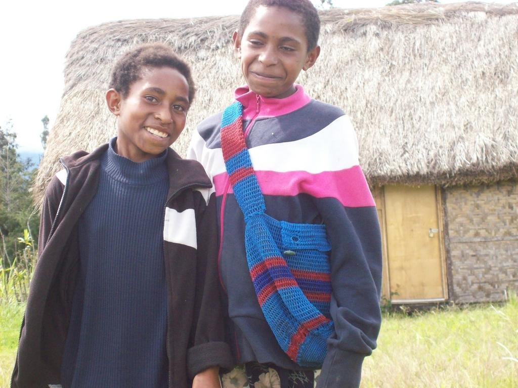 Papua New Guinea Children in traditional Welcome a