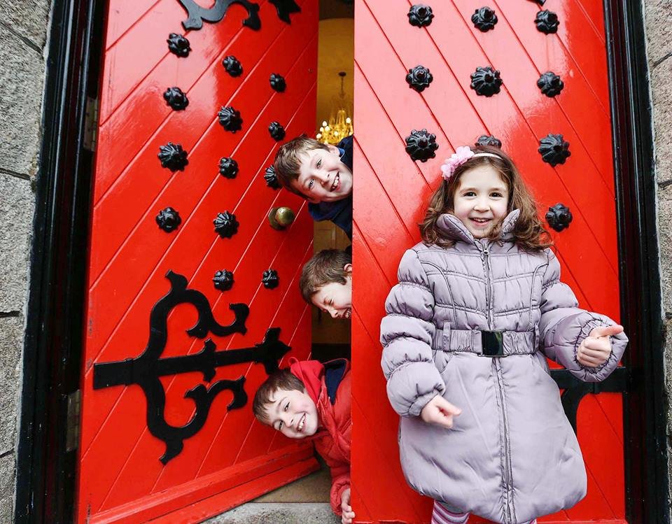 Give Seriously ill Children their Childhood Back