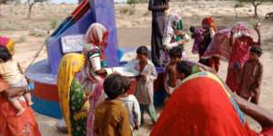 Celebration of a new water well in Thar