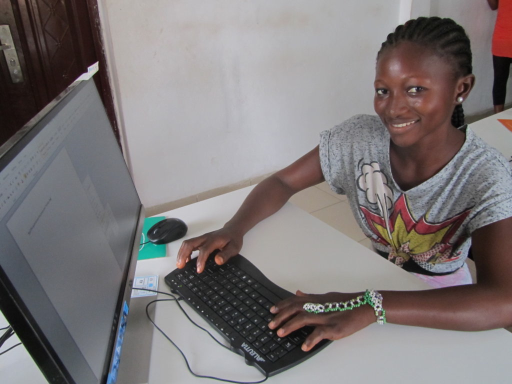 Computer Training for 100 Young Moms