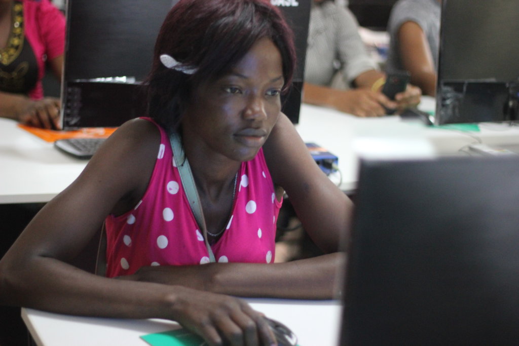 Computer Training for 100 Young Moms