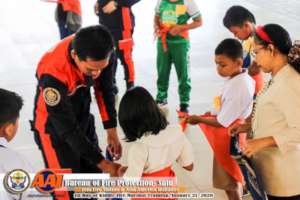 Fire fighters train mini-nurses