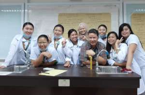 Nurses working with their instructor