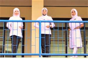 Student nurses arriving at Sulu State College