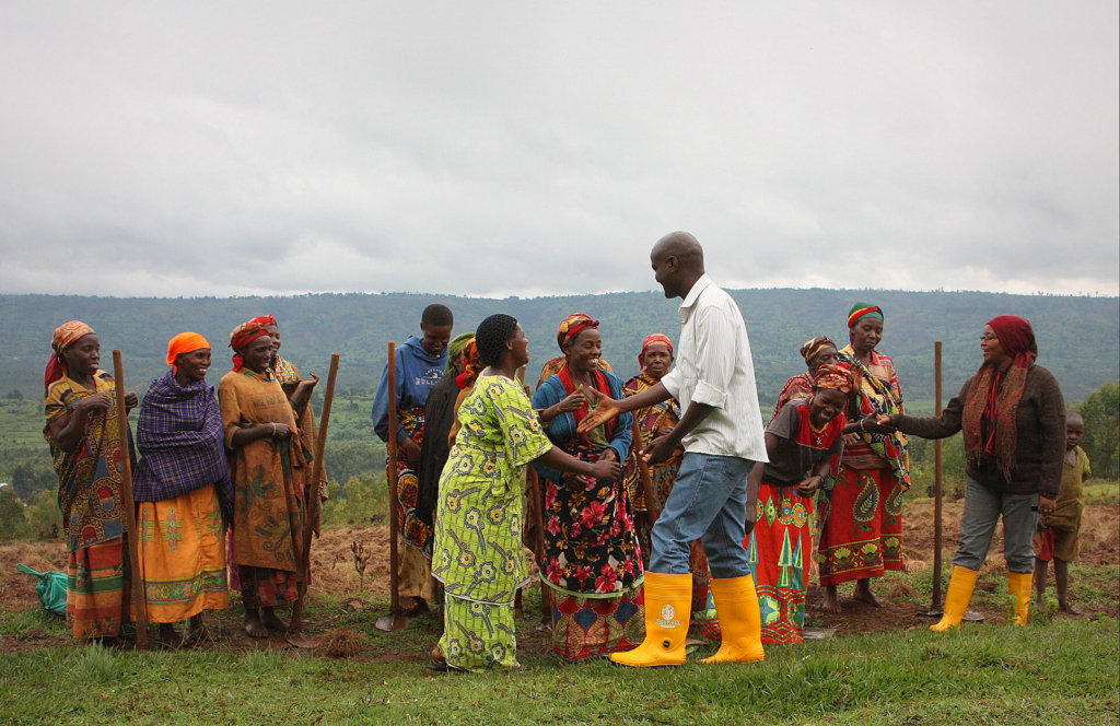 Support 200 women coffee farmers