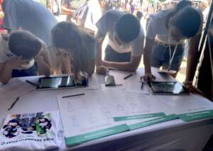 Students using Khan at Hello, Space festival