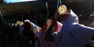 Eating Keroepoek race