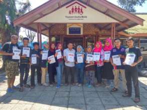 YUM Cipanas staff with their commitments
