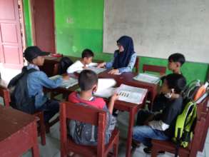 The tutoring session at school class room