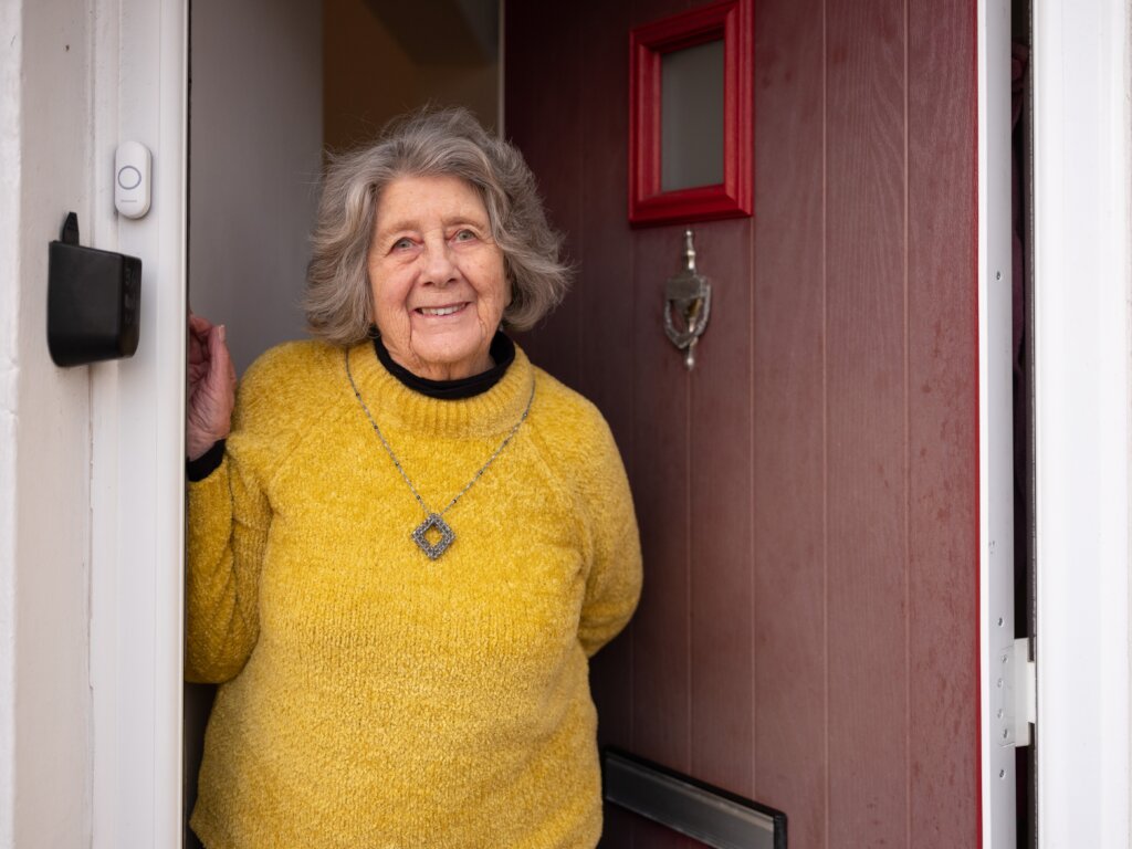 Care & Repair: Free DIY jobs for Older People