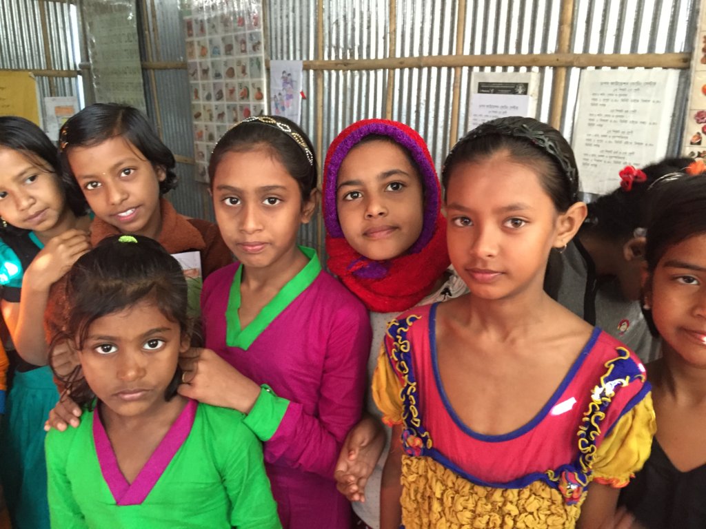 Send 2100 Children in Slums to Schools