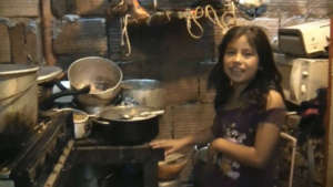 Estufas for Displaced families