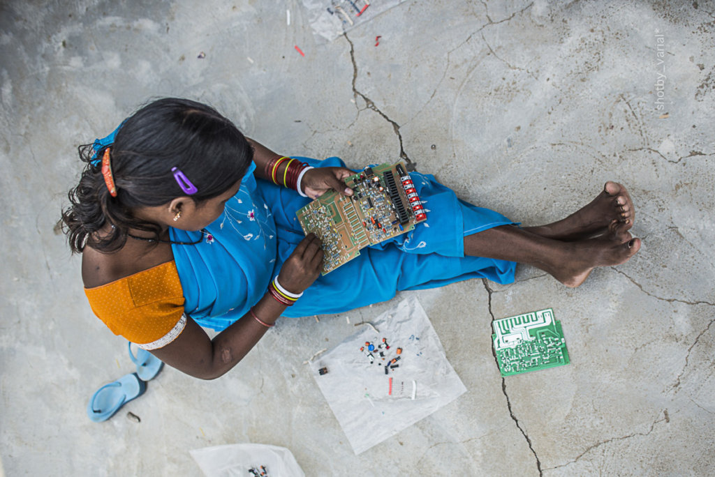 Digital Integration in the Barefoot Solar Program