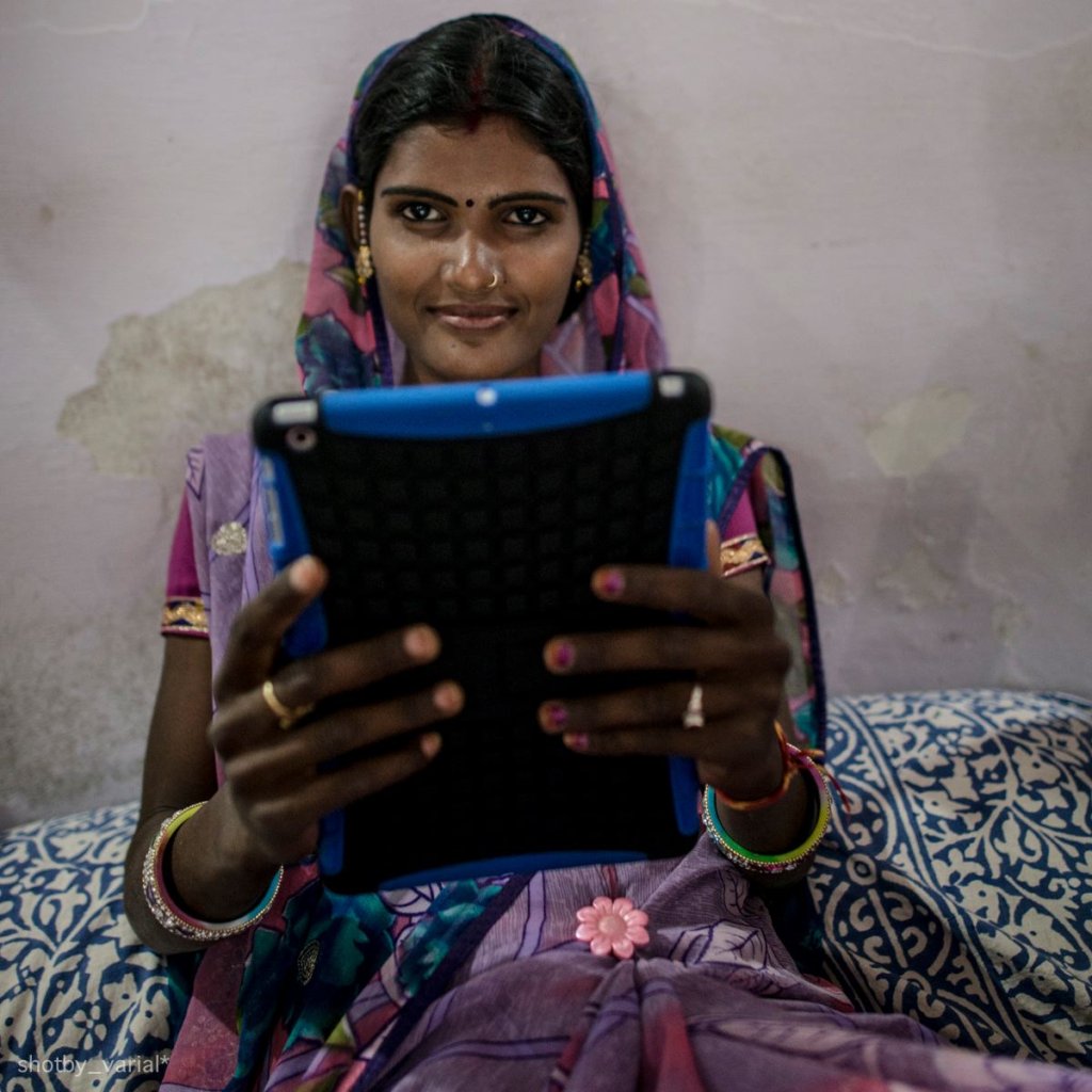 Digital Integration: Barefoot College Solar Mamas