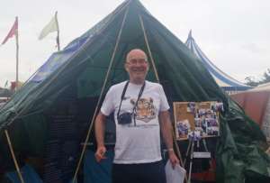 Simon sporting a MammalWeb tee-shirt